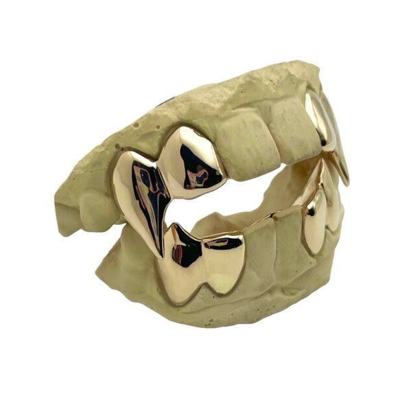 Leona Lifts Super Extended Fang Grillz